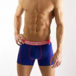 Calvin Klein 6438425 Limited Edition Countries Trunk