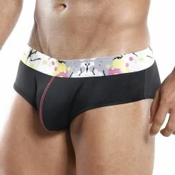 Mensuas MNH019 Brief