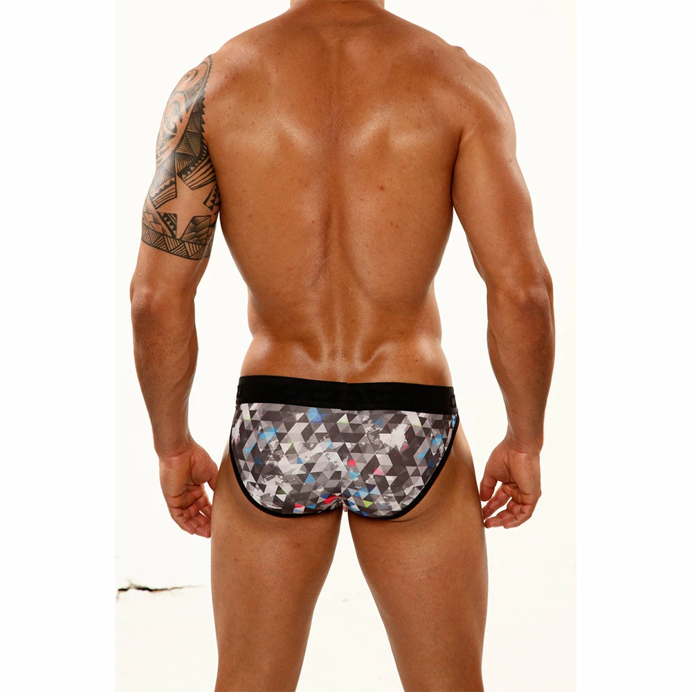 Otzi OT3303 Brief 7 Otzi OT3303 Brief