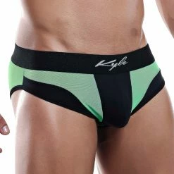 Kyle KLJ002 Brief