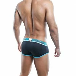 Mensuas MNH022 Brief