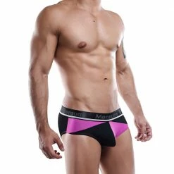 Mensuas MNH027 Brief