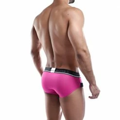 Mensuas MNJ011 Brief